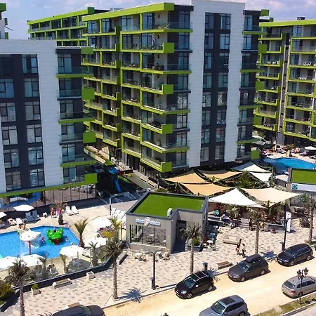 Sunset Pool & Mamaia Nord Appartement 3*