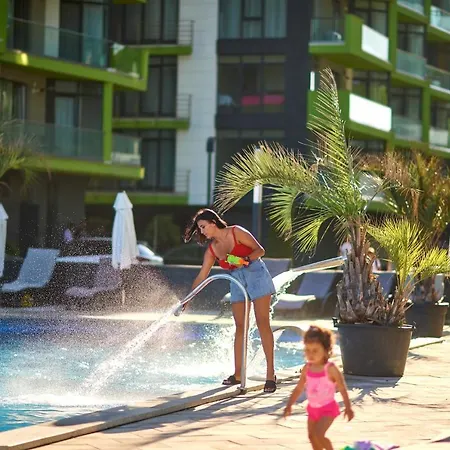 Sunset Pool & Mamaia Nord Năvodari