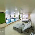 Sunset Pool & Mamaia Nord