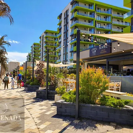 Sunset Pool & Mamaia Nord