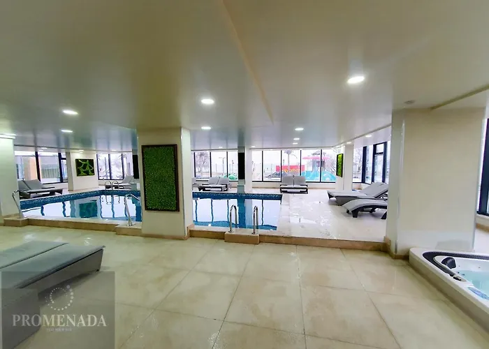 Sunset Pool & Mamaia Nord Appartement